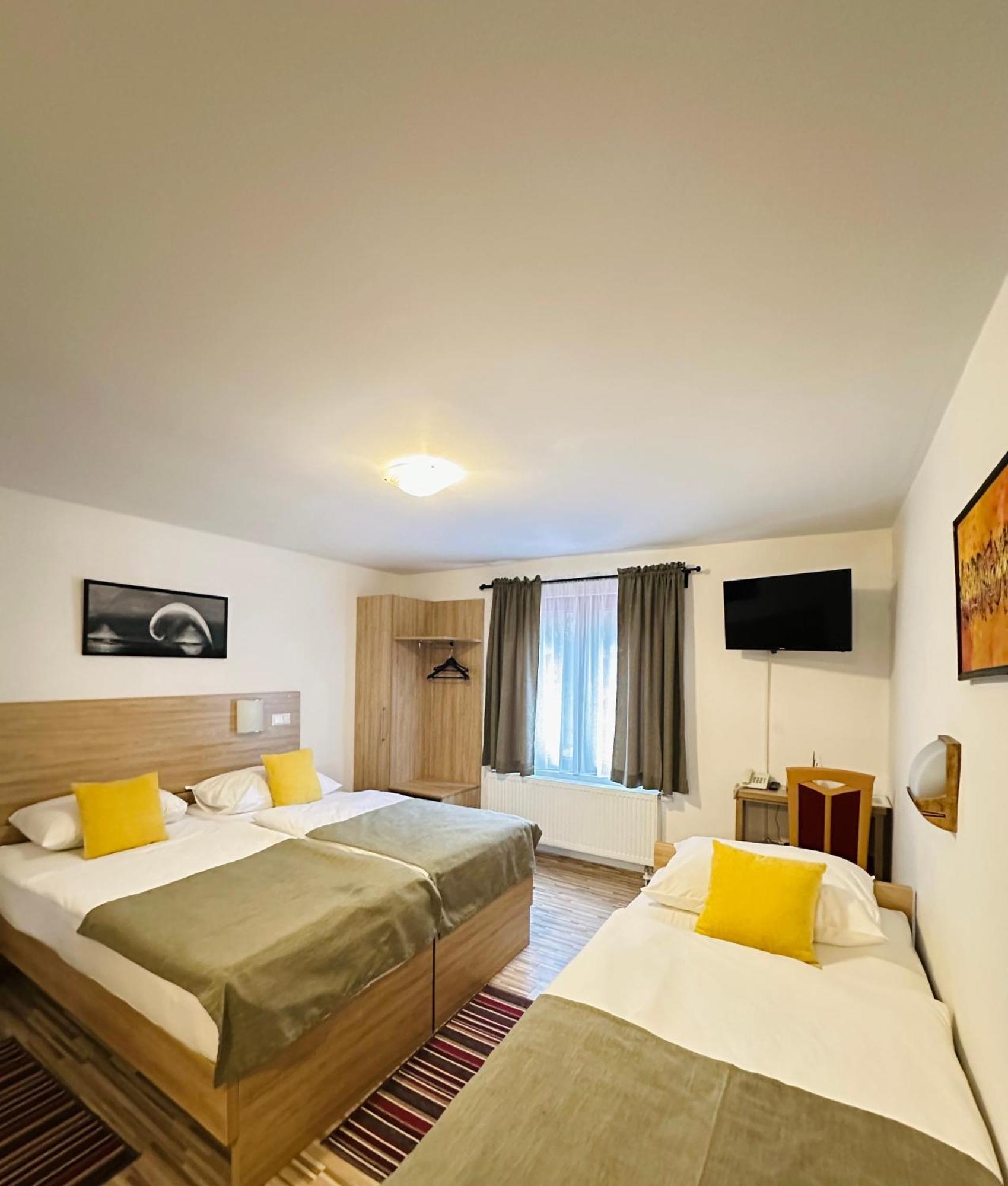 Motel Stovrela Cazin Esterno foto