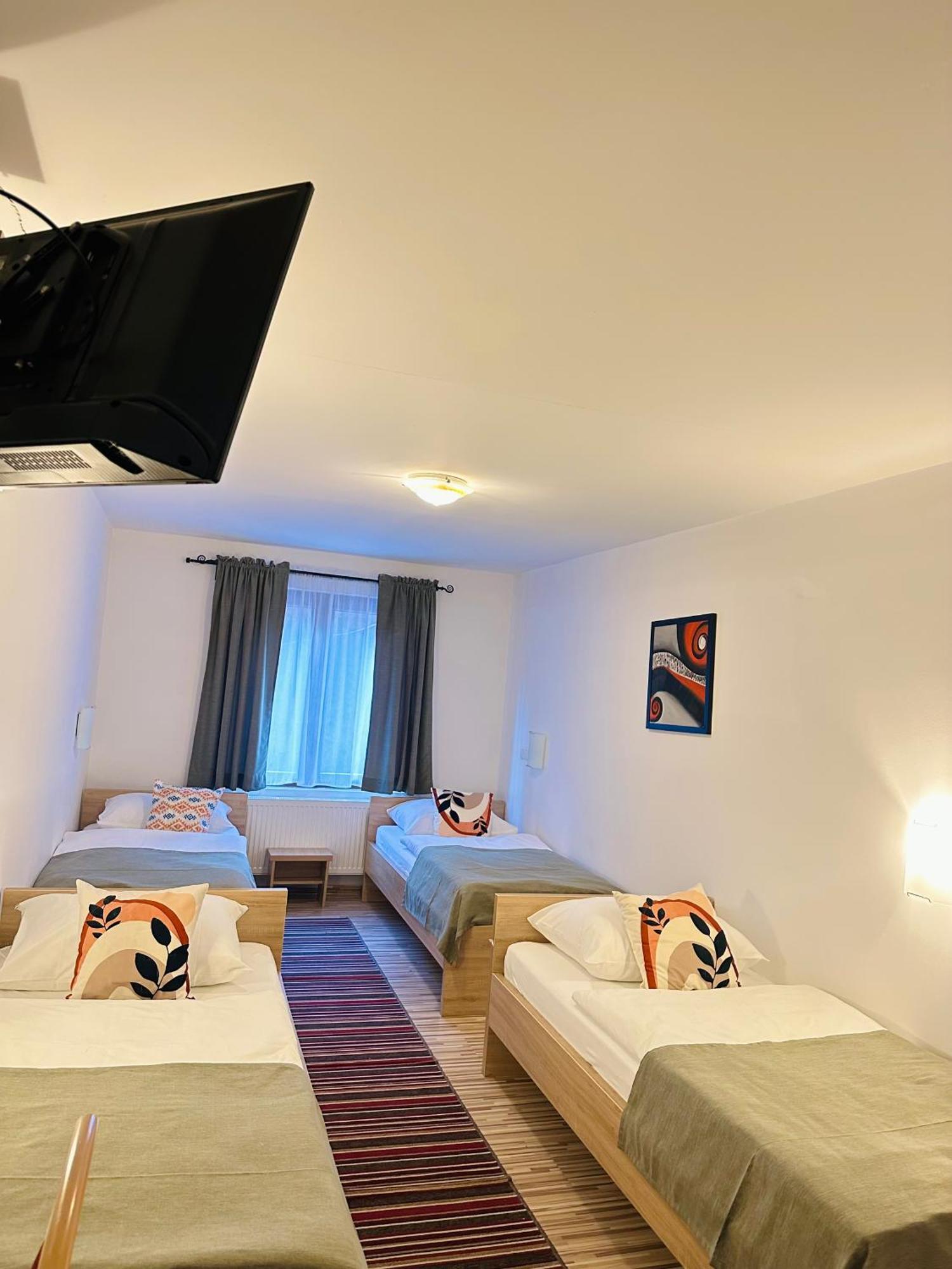 Motel Stovrela Cazin Esterno foto