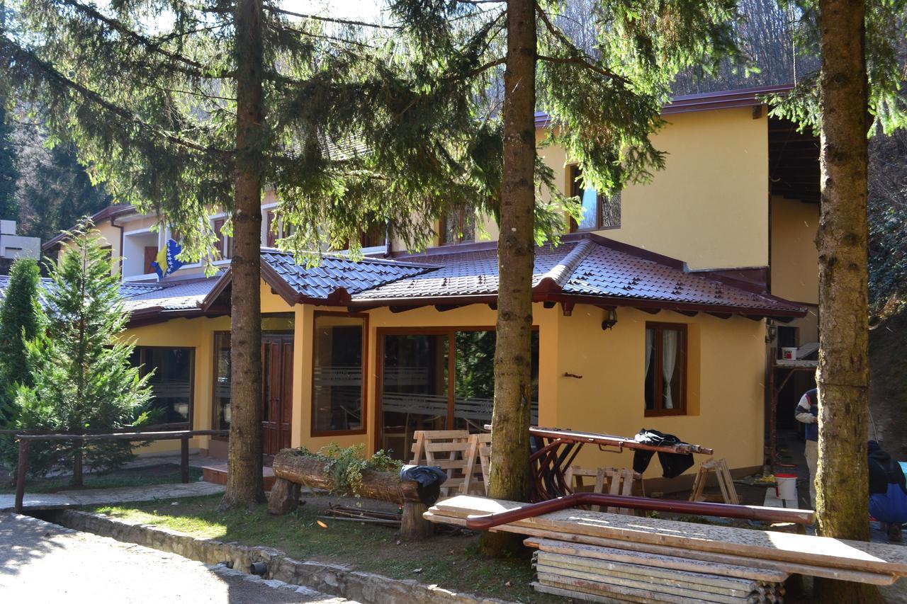 Motel Stovrela Cazin Esterno foto